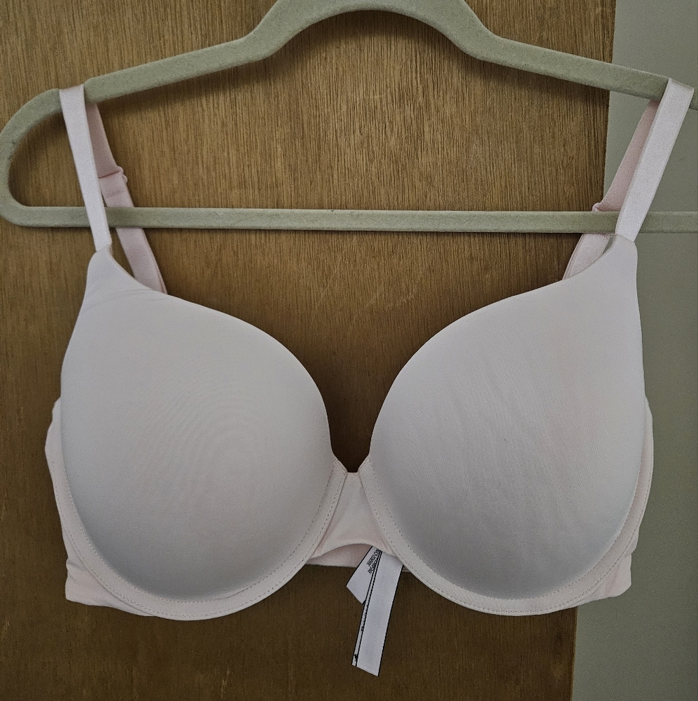 Victoria's secret t-shirt push-up bra